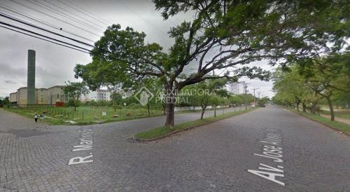 Excelente terreno de esquina no bairro Humaitá. 25 metros de frente por 82 metros de frent