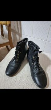 Bota preta de couro Arezzo 36 original