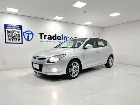 HYUNDAI I30 2.0 - Automático - 2011 