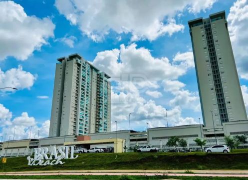 APARTAMENTO BRASIL BEACH RESORT, 3 SUÍTES, C/ ARMÁRIOS E AR, CHURRASQUEIRA, 155 m2, REGIÃO