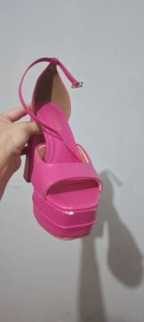 Sandália plataforma rosa