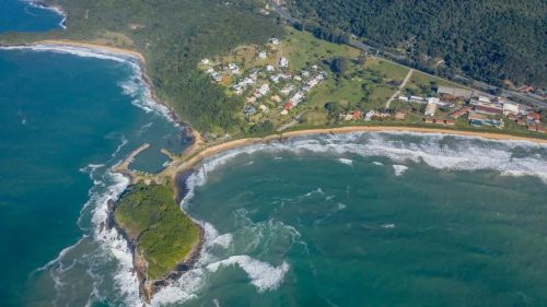 LOTE DE CONDOMINIO PARA VENDA, COM 893M² EM CANTO DA PRAIA - ITAPEMA -SC