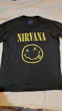 Camiseta Nirvana - Unissex - Tamanho M