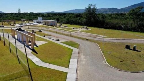 Lote no Condomínio  fechado com preço ESPECIAL em  Ratones - Florianópolis - SC