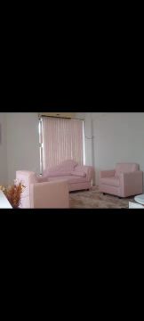 Sofá Divã e poltronas 