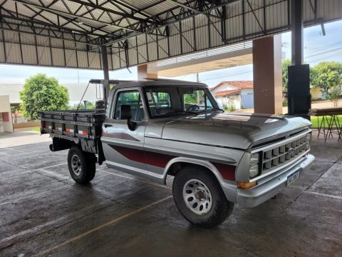 F1000
