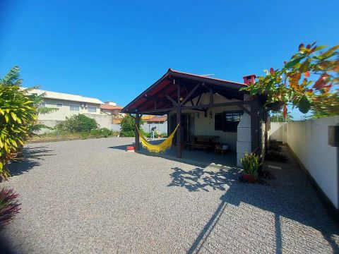 Casa Aconchegante na Praia da Pinheira