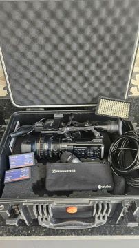 Filmadora Sony profissional PMW 200 com acessórios