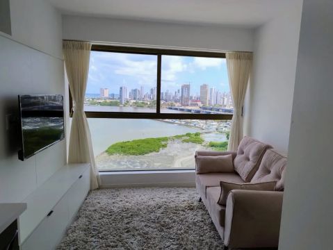 Flat 100% mobiliado com 1 quarto para locação, no São José.