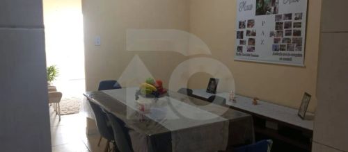 Casa no Bairro Porto D`Antas com 2 Quartos e Garagem.