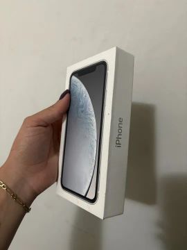 iPhone XR branco 