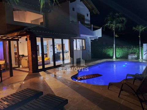 RR5082 Casa 150m² CONDOMÍNIO NINHO VERE 2 - OPORTUNIDADE - 4 Dorms 4 Vagas - Pardinho SP -