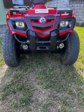 Quadriciclo BRP Can-Am 4x4