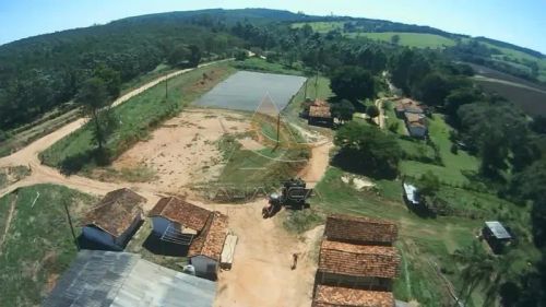Fazenda - Cristais - Zona Rural