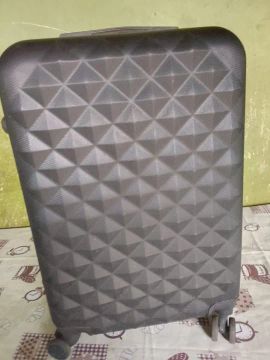 Vende-se essa mala 