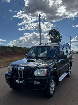 Mahindra GLX SUV 2.6 TB Diesel 2012
