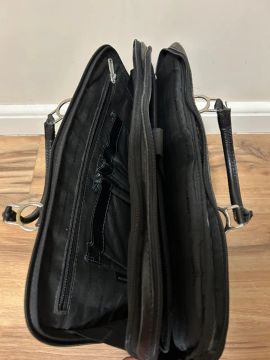 Bolsa Executiva Couro Preta