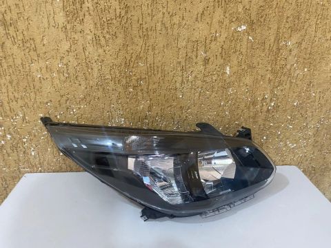 Farol direito Spin 12/18 Máscara negra Original