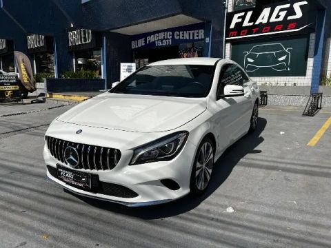 Mercedes clã 200 2017 apenas 42.000 km muito nova 