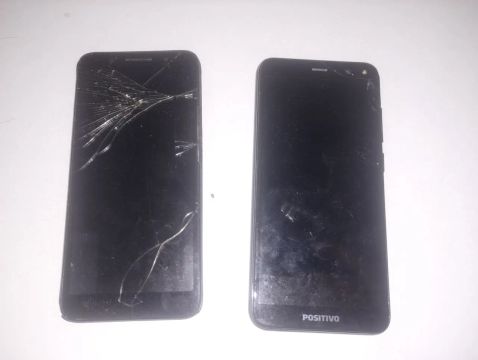 DOIS CELULARES PARA RETIRADA DE PEÇA (OU VOCE DECIDE)