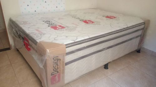 *oportunidade Cama Box Casal  acoplado 2 meses de uso
