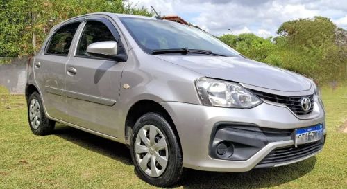 ETIOS 1.3 X - FLEX - 4P - AUTOMÁTICO - 2017/2018 - Excelente estado