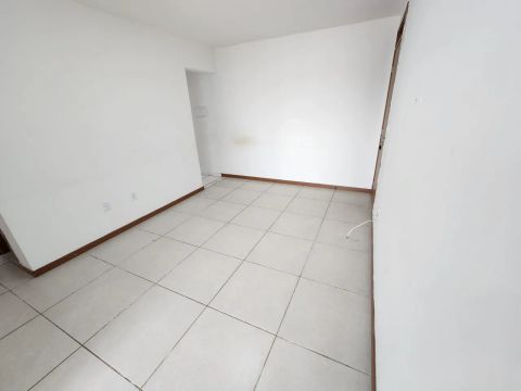 Oportunidade única! 2/4 suíte 205 mil! Trobogy 
