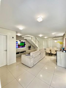 LF - CASA DUPLEX NO CONDOMÍNIO BARCELONA