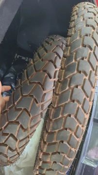 Pneus de Moto Usados