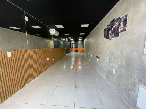 Loja para alugar, 73 m² por R$ 6.162,38/mês - Campinas - São José/SC