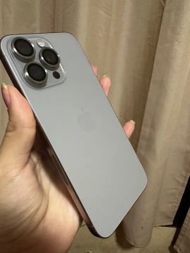 IPHONE 15 PRO MAX 256GB TITANIUM NATURAL ( aceito troca )