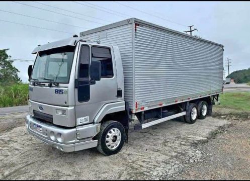 FORD TRUCK 815 