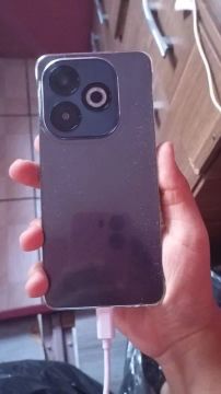 Infinix Smart 8 pro novinho
