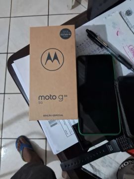 Smartphone motog84 novo