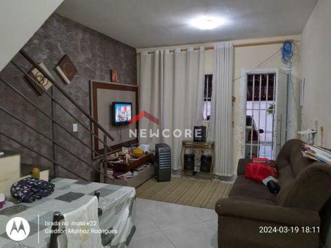 Casa de condomínio em Rua Wilma Flor - Guaianazes - São Paulo/SP
