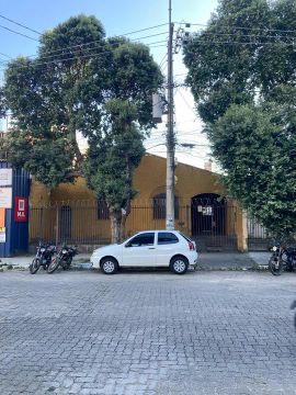 Casa para aluguel tem 500 metros quadrados com 4 quartos em Esplanada - Governador Valadar