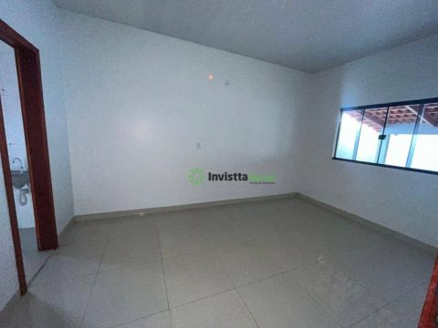 Casa com 3/4 na 1206 sul