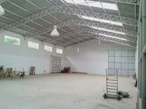 Barracao para aluguel tem 420 metros quadrados Umbará - Curitiba - PR