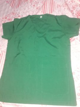 Pijama cirúrgico e jaleco feminino 