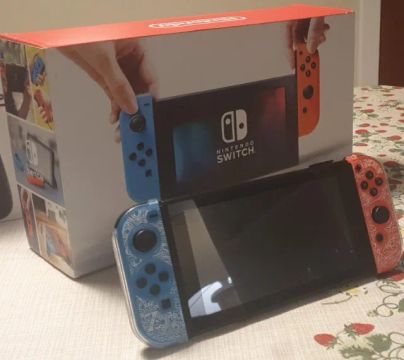 NINTENDO SWITCH - EDIÇÃO ZELDA (BREATH OF THE WILD)