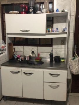 Armário de cozinha branco