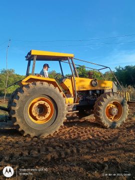 Trator Valmet 1280 R. 1996 com grade tatú intermediária 14x28 