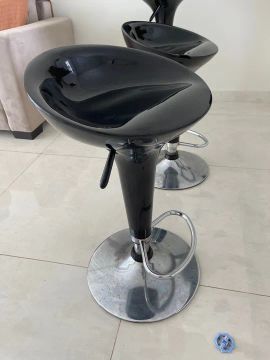 Vendo 3 banquetas 
