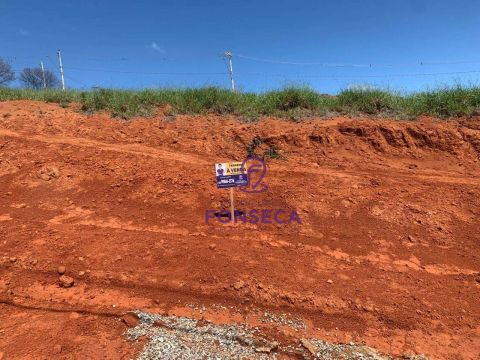 Terreno à venda, 240 m² por R$ 130.000,00 - Veccon - Pouso Alegre/MG