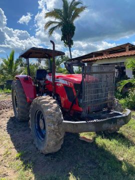 TRATOR MF 4275  2010