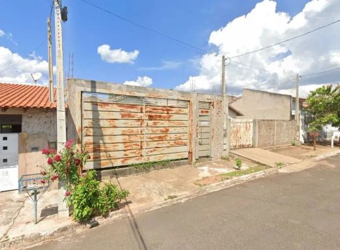 Casa 43.94m², 2 dormitório(s), 1 vaga(s) na garagem - CONJUNTO HABITACIONAL JARDIM SANTA M