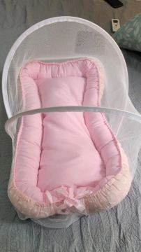 Ninho para bebê com mosquiteiro