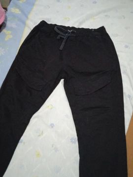 Calça jogger preta e marrom masculina