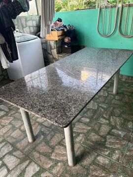 Mesa de Granito grande 