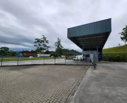 Galpão / Depósito / Armazém para alugar, 3100m / Joinville-SC